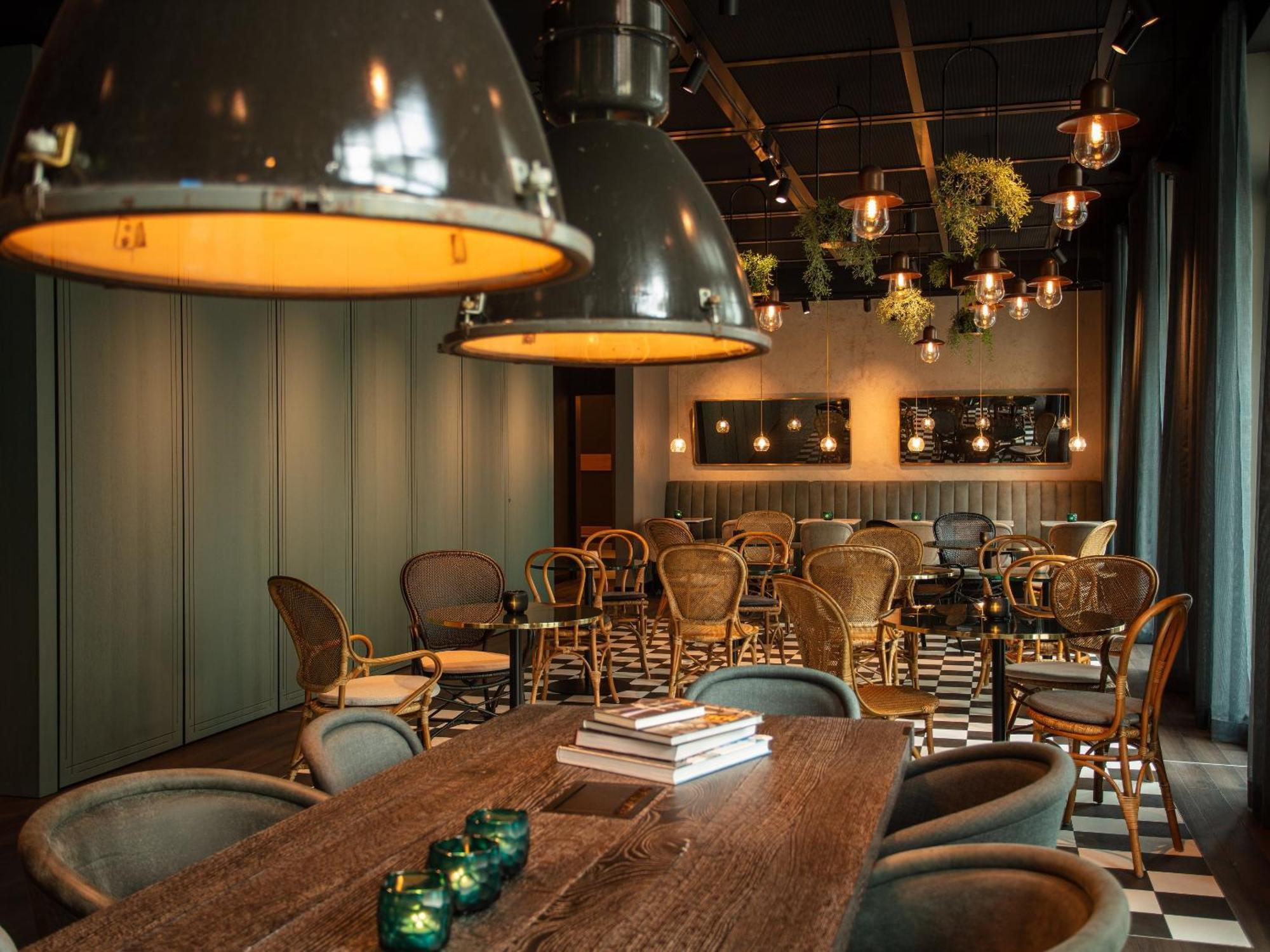 Motel One Saarbrücken Zewnętrze zdjęcie
