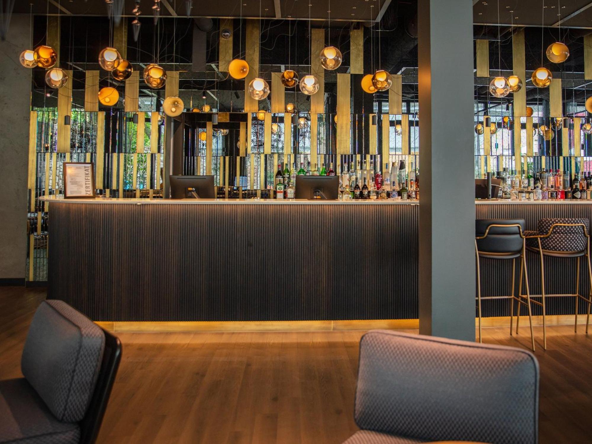 Motel One Saarbrücken Zewnętrze zdjęcie